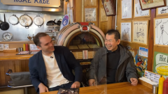 Pilgramige-to-Dobuita-Street-Extended-Version-IGN-Japan-with-Esra-Krabbe-Yu-Suzuki-2-21-screenshot